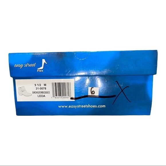 Easy Street Smoke/Embossed Leda Faux Leather Western Studded Booties 9.5M New - Picture 8 of 8